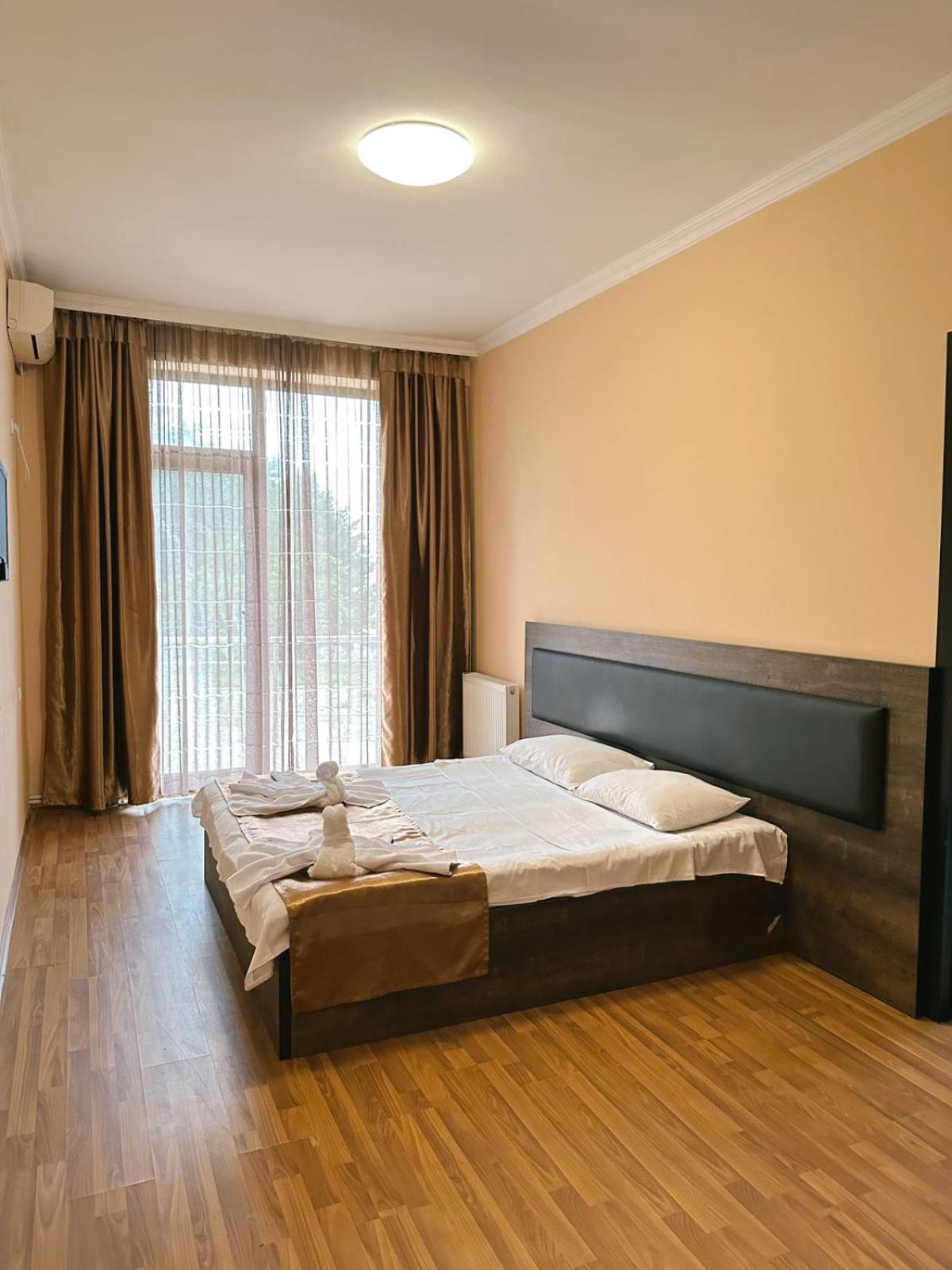 Hotel Solidarity Kobuleti Exteriör bild